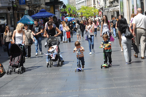 Има нас мање од 7 милиона, прошле смо године остали без града величине Бечеја